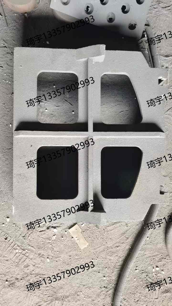 钢厂炉门